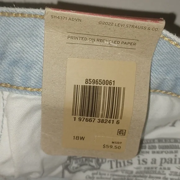 Levi's 501 Button-Fly Shorts Size-18W NWT - Picture 5 of 5